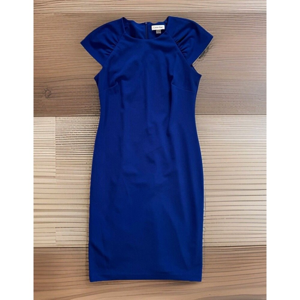 Calvin Klein Size 8 Ultramarine Blue Crepe Cap Sleeve Womens Sheath Dress